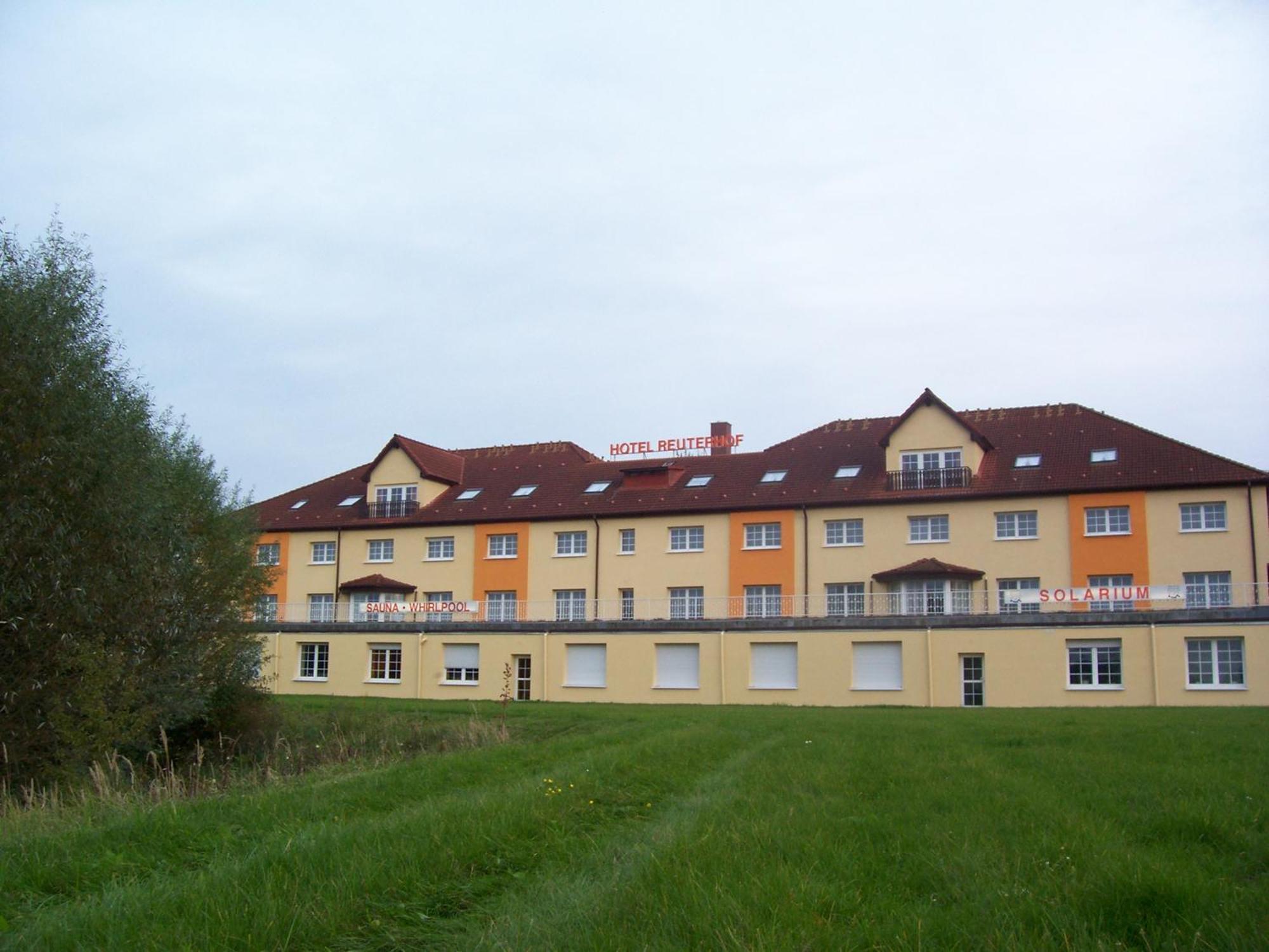 Reuterstadt Stavenhagen Hotel Reuterhof מראה חיצוני תמונה