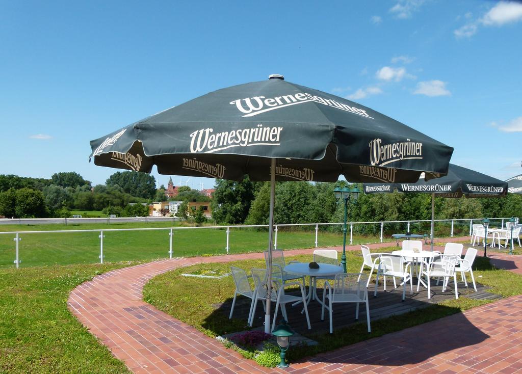 Reuterstadt Stavenhagen Hotel Reuterhof מראה חיצוני תמונה