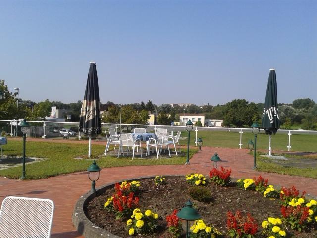Reuterstadt Stavenhagen Hotel Reuterhof מראה חיצוני תמונה