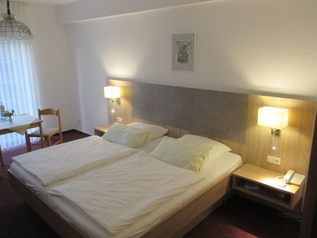 Reuterstadt Stavenhagen Hotel Reuterhof מראה חיצוני תמונה